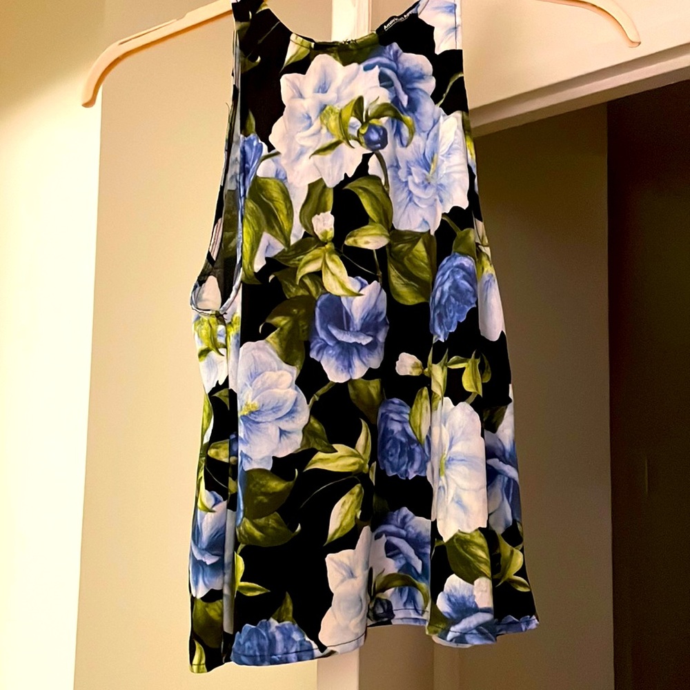 Floral American apparel top